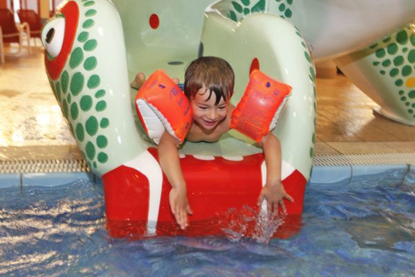 Erlebnis-Therme Amadé in Altenmarkt - Winter- & Skiurlaub in den Ferienwohnungen Ellmer in Flachau-Reitdorf